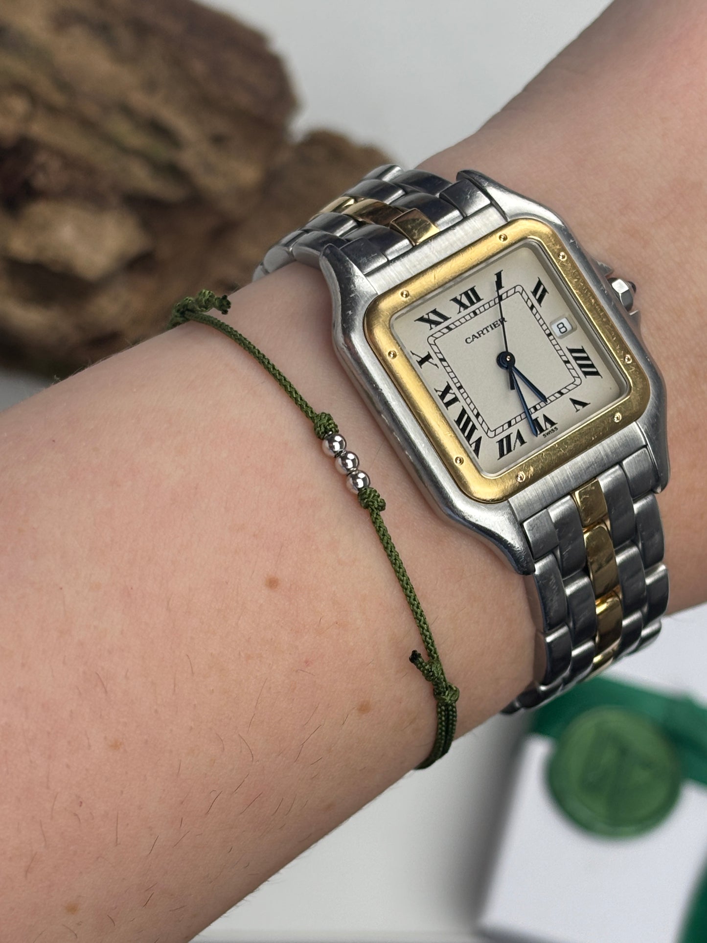 Adelsband in Ivy Green mit Weißgold - EXKLUSIVE Community Farbe