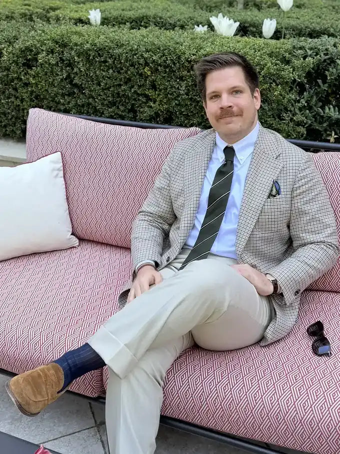 Timo Wolfinger auf einer Terrasse in Baden-Baden